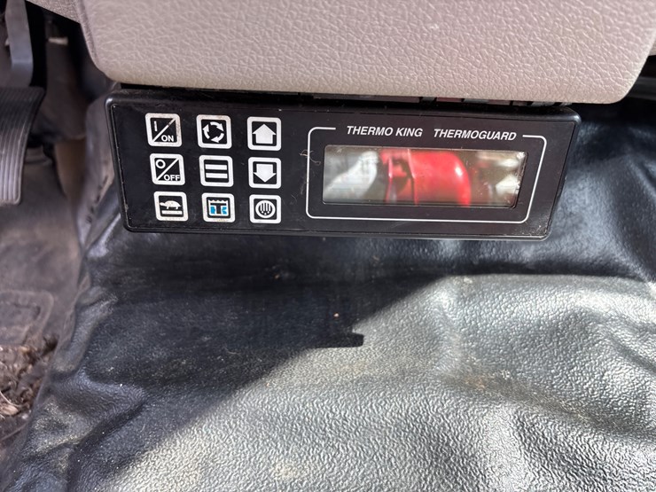 2008-ford-f550-image-19