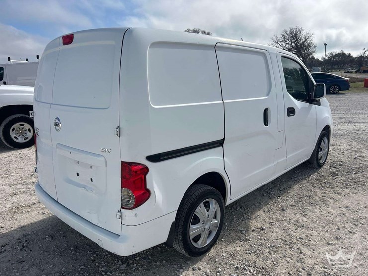 2018-nissan-nv200-image-3