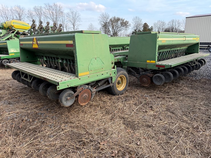 john-deere-35-image-3