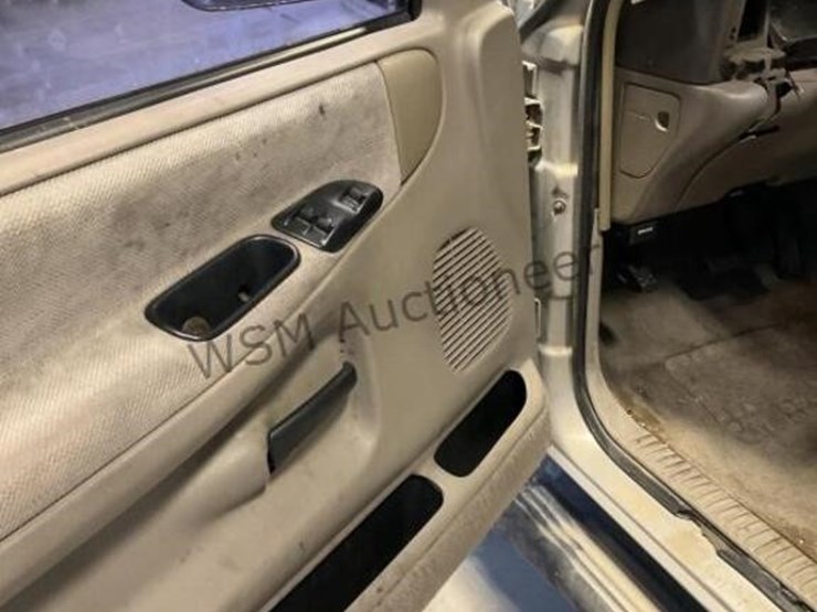 1995-dodge-ram-1500-image-24