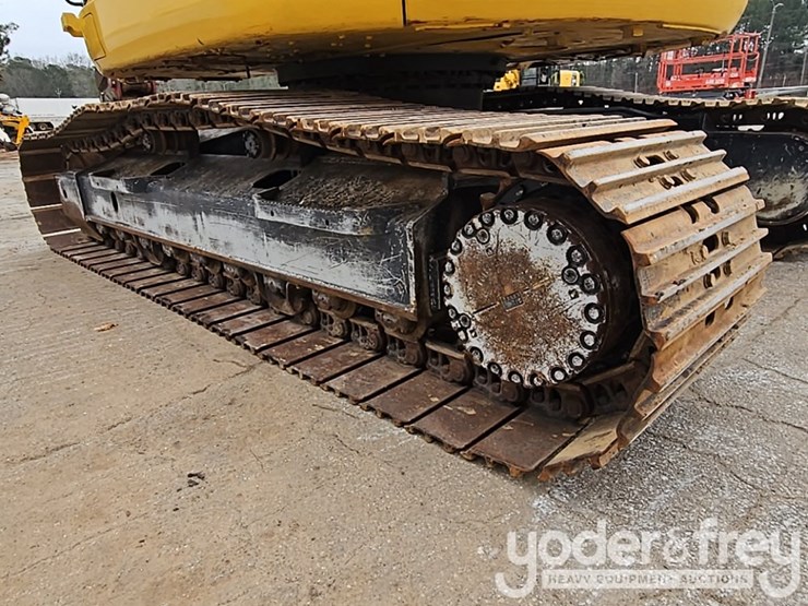 2019-komatsu-pc228us-lc-image-19