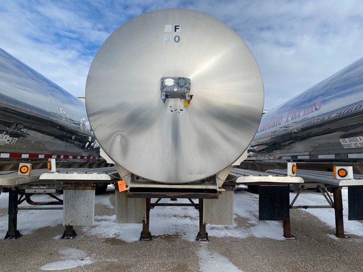 1990-walker-tanker-image-2