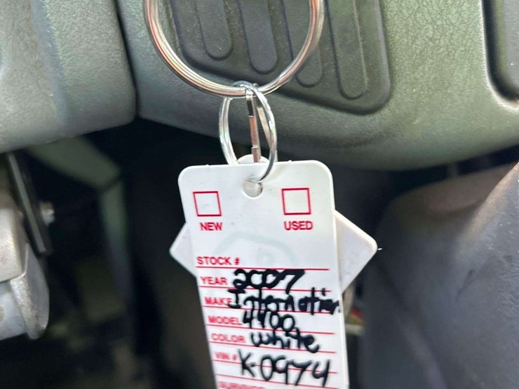 2007-international-durastar-4400-image-35