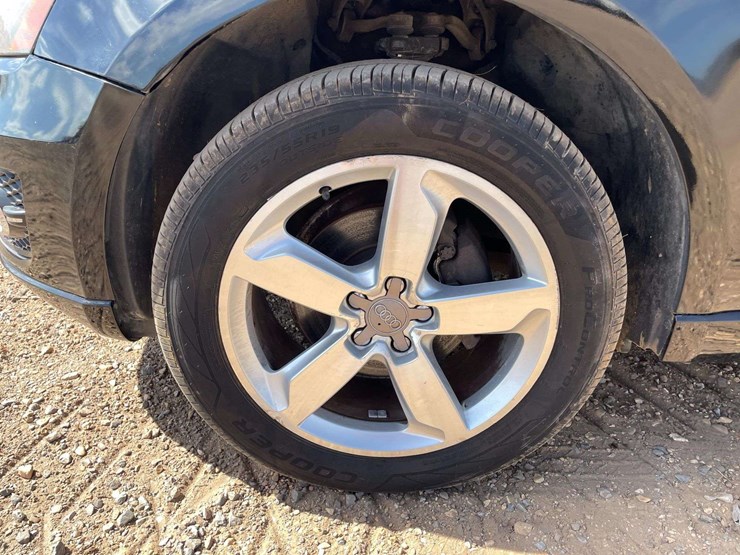 2011-audi-q5-image-19