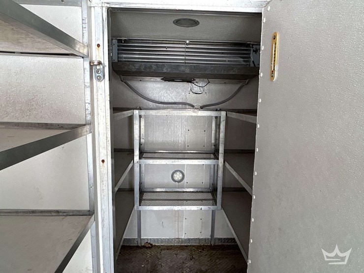 2021-ford-transit-image-28