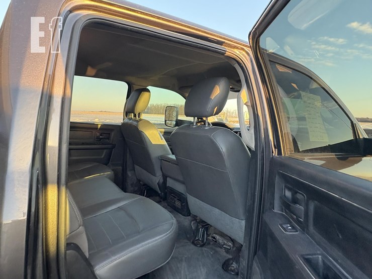 2017-dodge-ram-3500hd-image-10