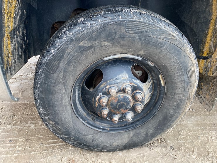 2007-chevrolet-3500hd-image-16