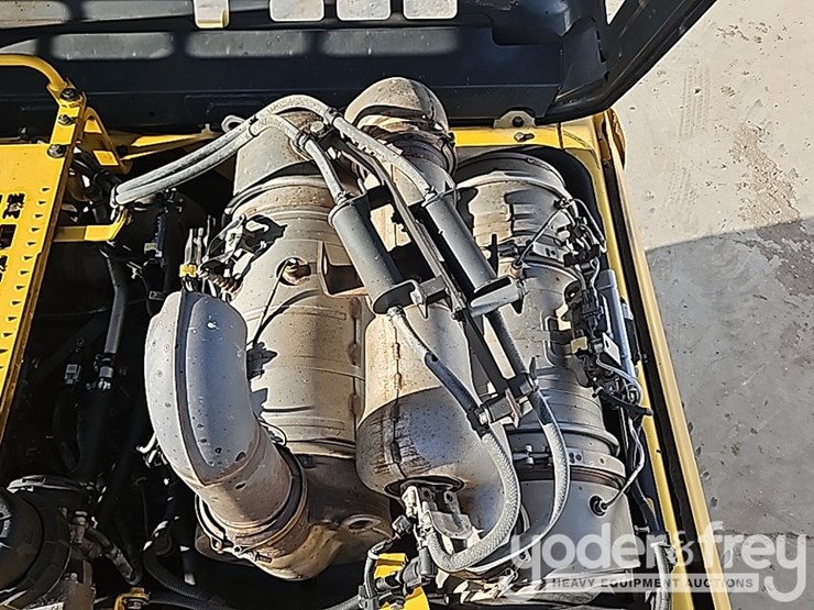 2017-komatsu-pc360-lc-11-image-38