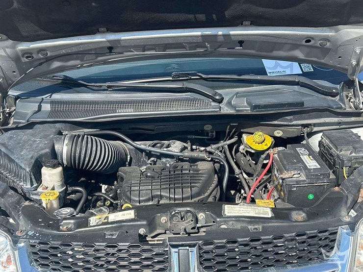 2014-dodge-grand-caravan-image-9