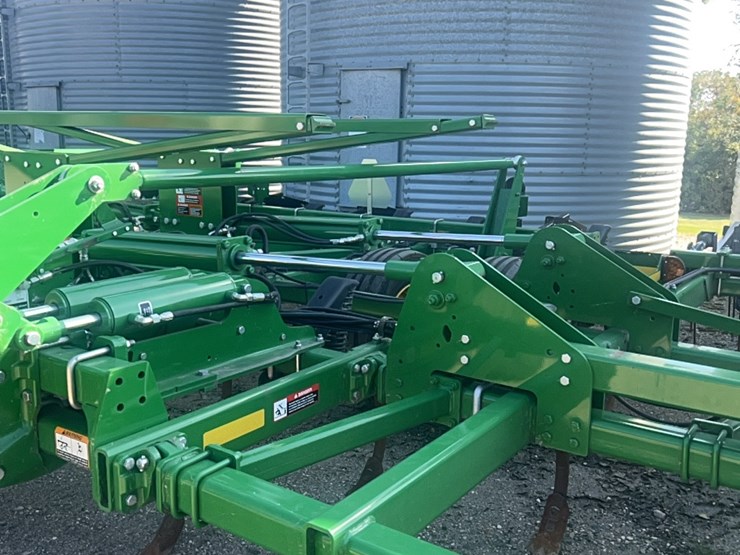 2022-john-deere-52-image-34