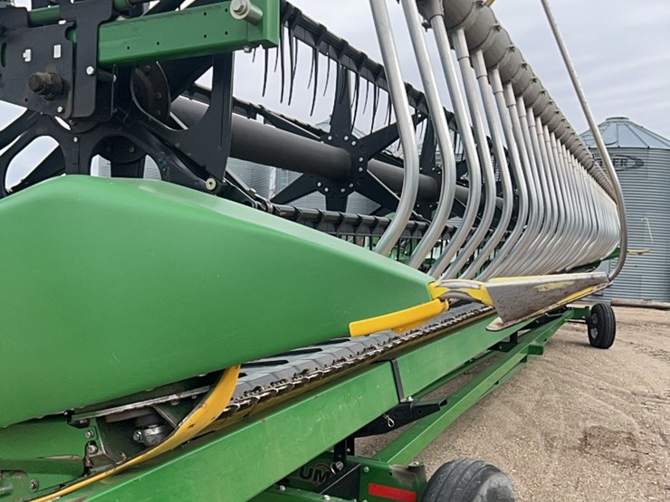 2013-john-deere-640-image-54