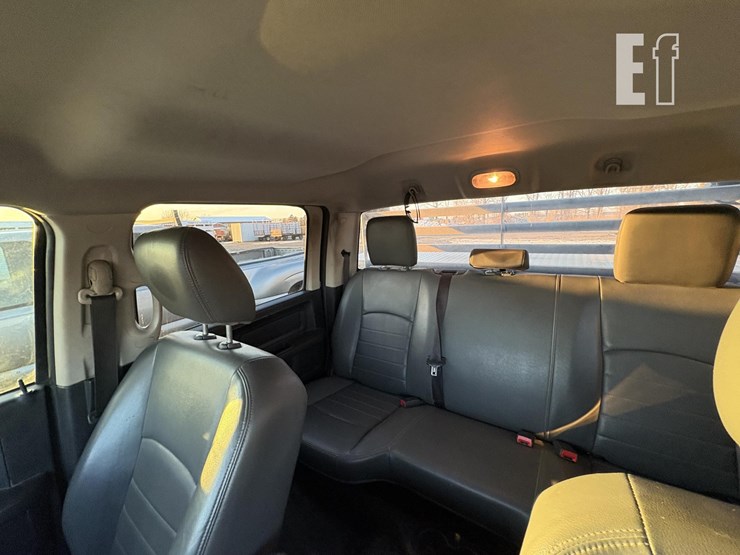 2017-dodge-ram-3500hd-image-24