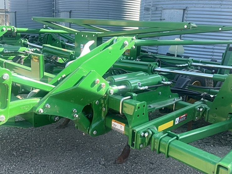 2022-john-deere-52-image-36