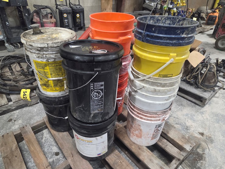 #5446-•-(13)-5-gallon-buckets-image-1