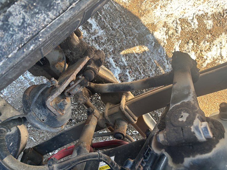 #2294-•-2013-freightliner-m2-flatbed-truck-image-44