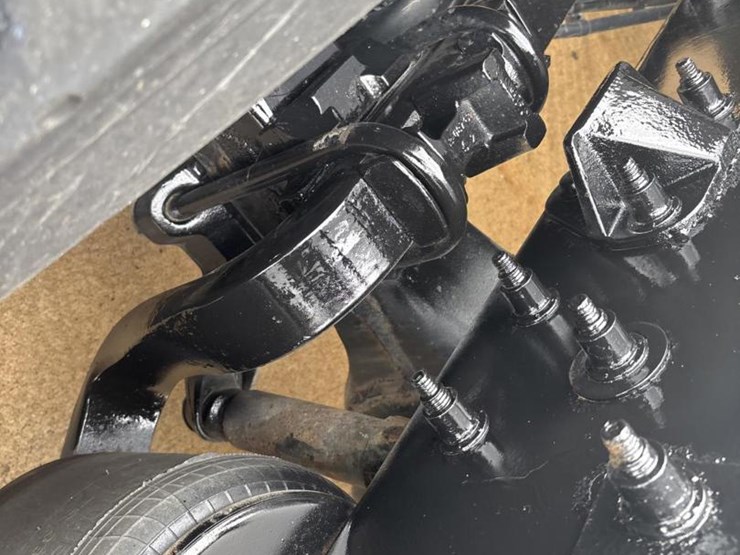 2019-peterbilt-579-image-42