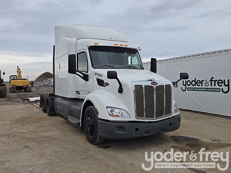 2019-peterbilt-579-image-7