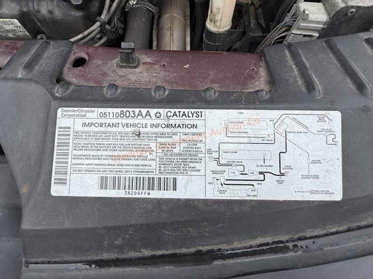 2002-chrysler-town-&-country-image-14