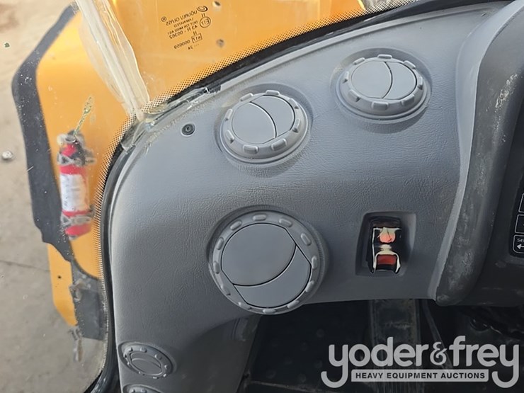 2014-volvo-l150h-image-98