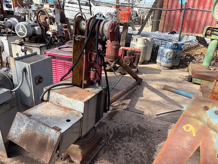 #33-•-auto-crane-image-7