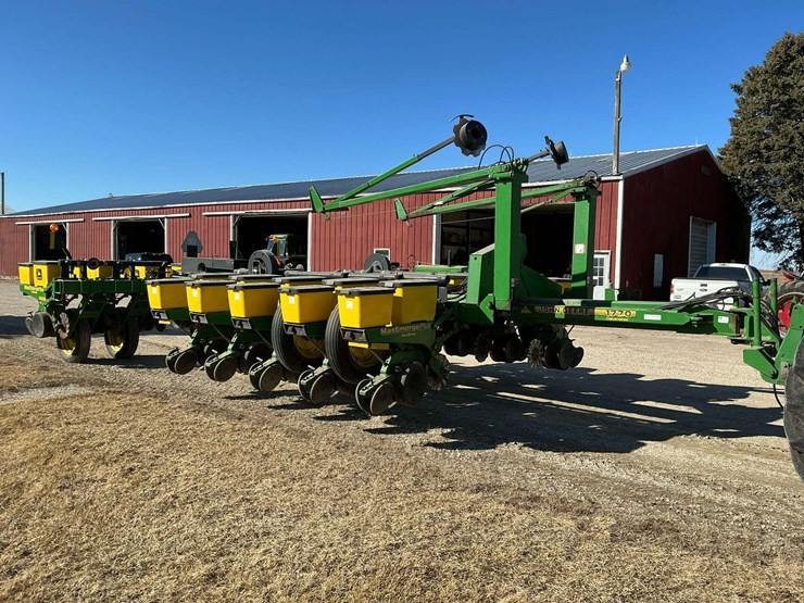 2001-john-deere-1770-image-2