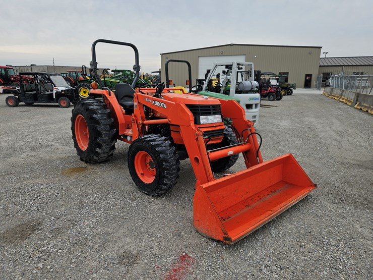 kubota-mx5000-image-25