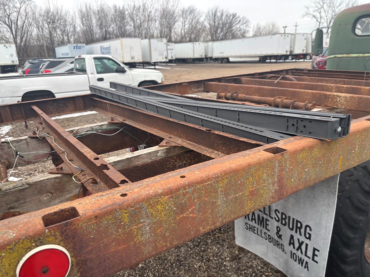 #2255-•-1941-chevrolet-flatbed-dump-truck-image-38