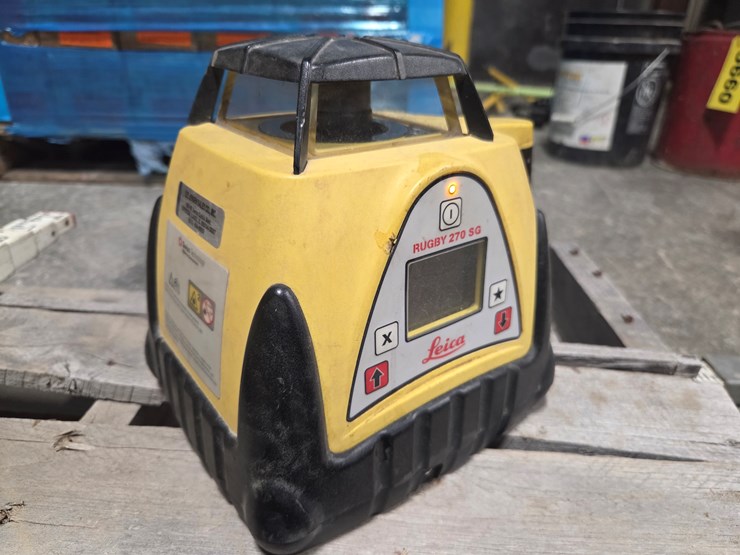 #5438-•-leica-rugby-270sg-laser-transit-w/-story-pole-image-3