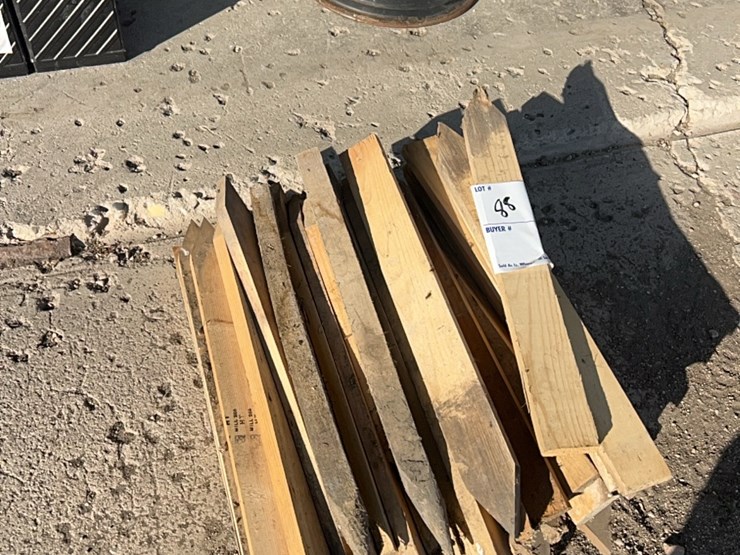 large-pile-of-wooden-stakes-image-10
