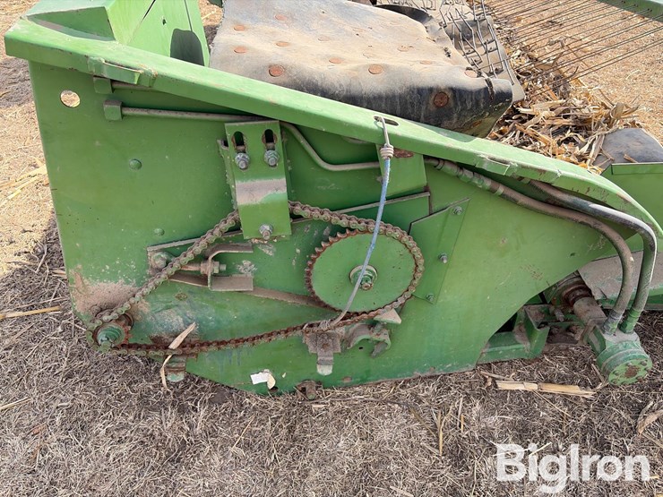 john-deere-212-image-13