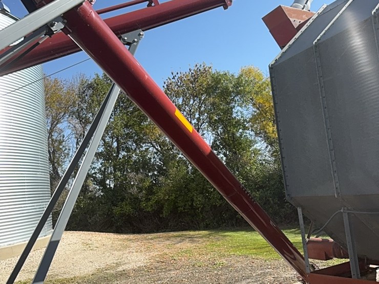 meridian-grain-auger-8“-x-46‘,-used-little,-like-brand-new,-motor-is-220-single-phase,-7.5-hp-image-6