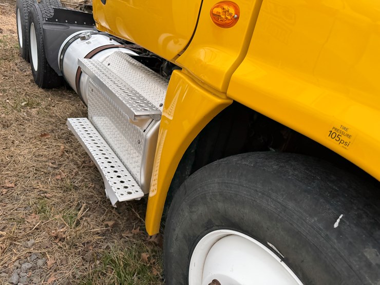 #40954-•-2016-freightliner-t/a-daycab-truck-tractor-3akjgedv4gsgw5933-image-38