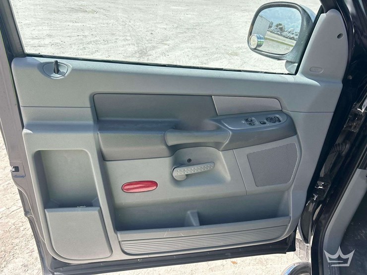 2007-dodge-ram-1500-image-14