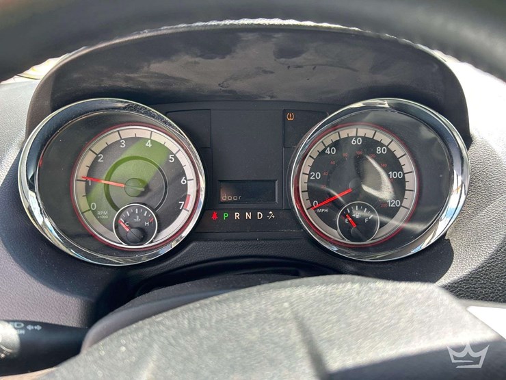 2017-dodge-grand-caravan-image-16