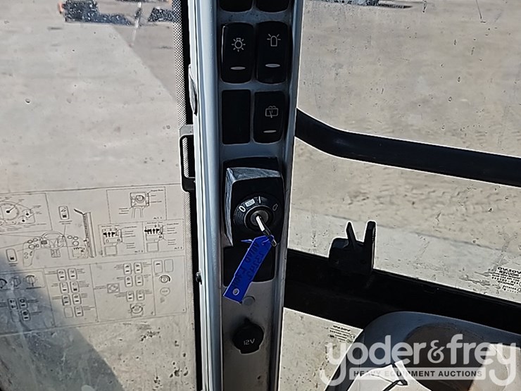 2018-volvo-l70h-image-40