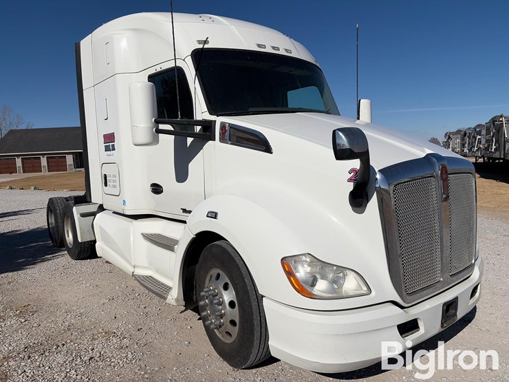 2018-kenworth-t680-image-3