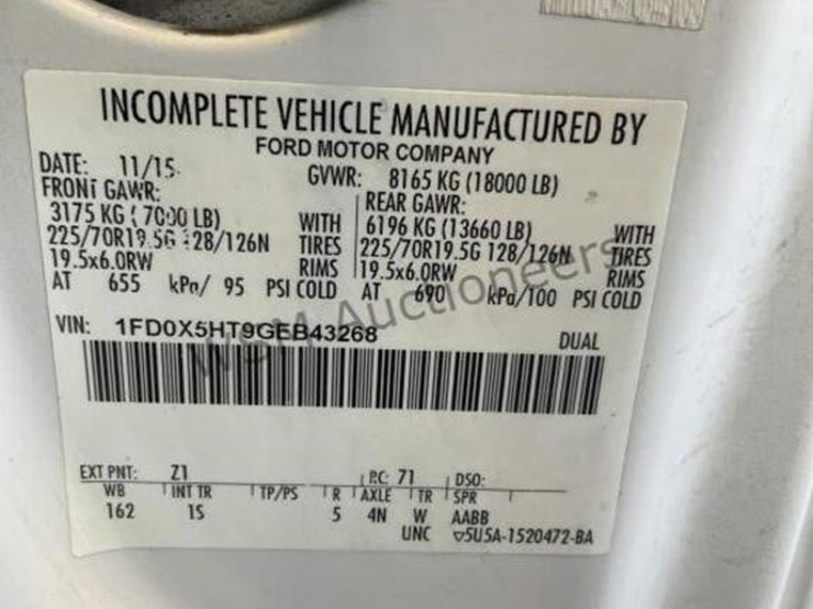 2016-ford-f550-image-17