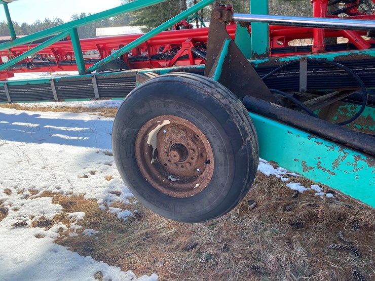 2011-houle-ap-l-42t-image-16