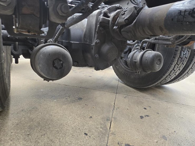 2018-kenworth-t680-image-39