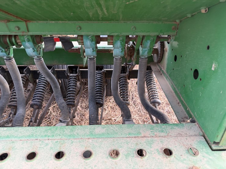 john-deere-35-image-25