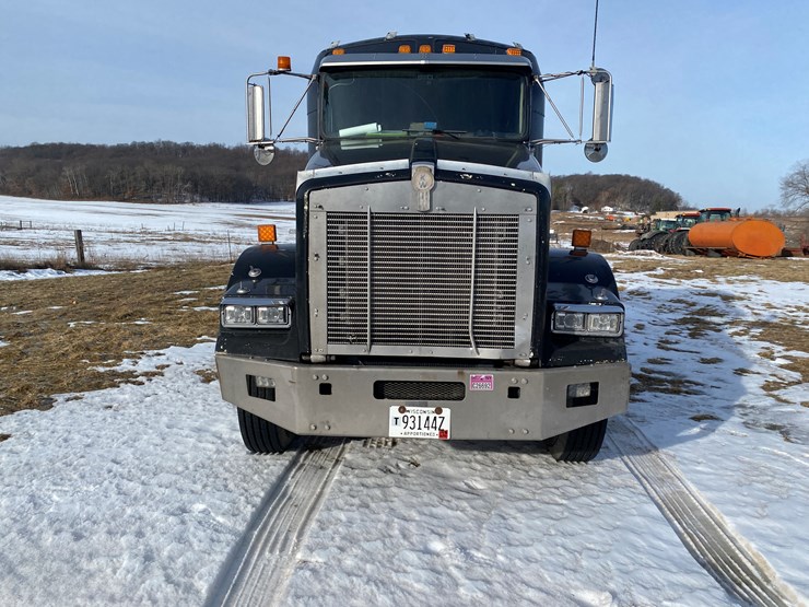 1999-kenworth-t800-image-2