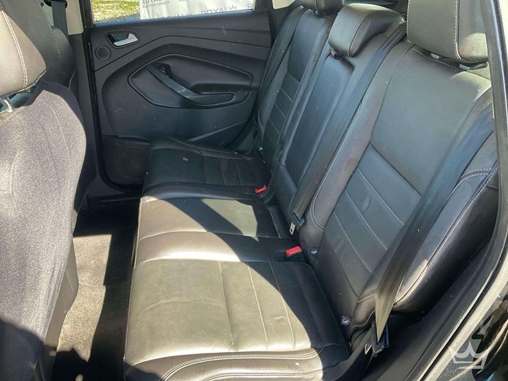 2016-ford-escape-image-33