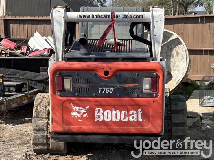 2016-bobcat-t750-image-3