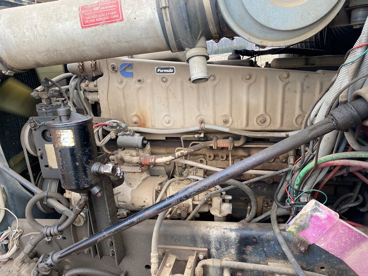 #400-•-1988-freightliner-boom-pump-truck-(has-wi-title)-(arpin,-wi)-image-59