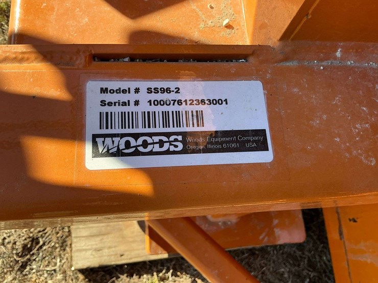 woods-5596-2-snow-blower,-8’,-3pt.,-1000-pto,-dual-auger,-hyd.-spout-image-8