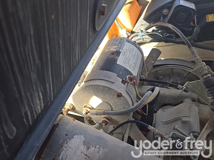 2018-club-car-carryall-300-image-27