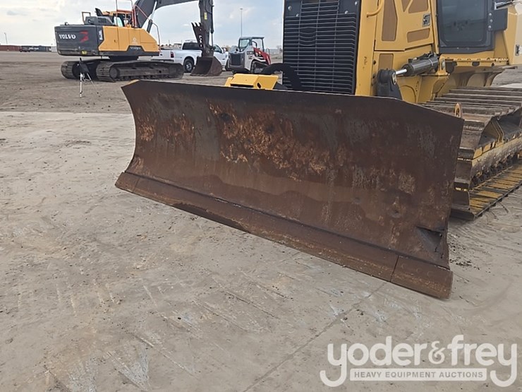 2018-deere-700k-image-10