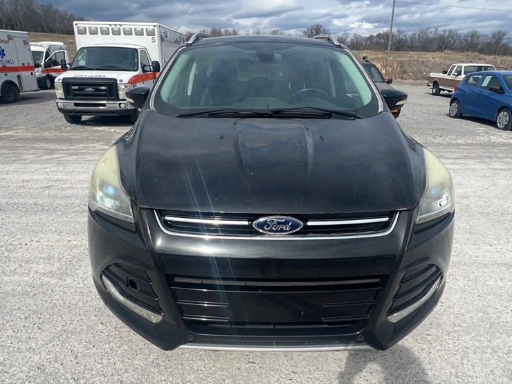 2014-ford-escape-titanium-image-5