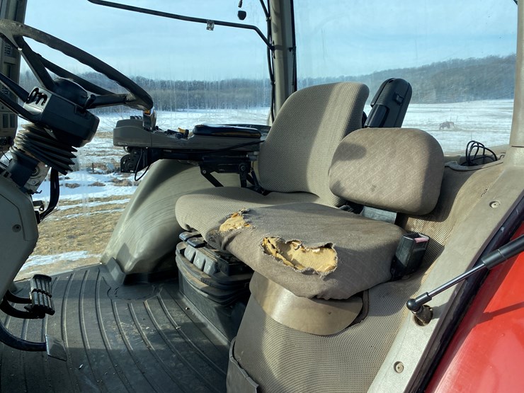 #120-•-2001-case-mx200-magnum-tractor-(colfax,-wi)-image-37