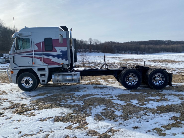 2003-freightliner-argosy-image-10